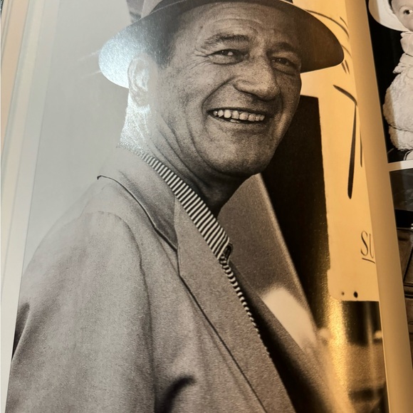 BEAUTIFUL BOOK OF BEAUTIFUL PEOPLE - Picture 7 of 8